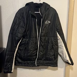 Nike coat size large previously owned in good condition